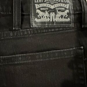 Levi's Men's Dark Black Jeans